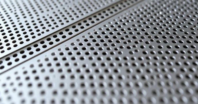 Chapinhas Perfuradas Inox: Vantagens e Aplicações no Mercado Atual